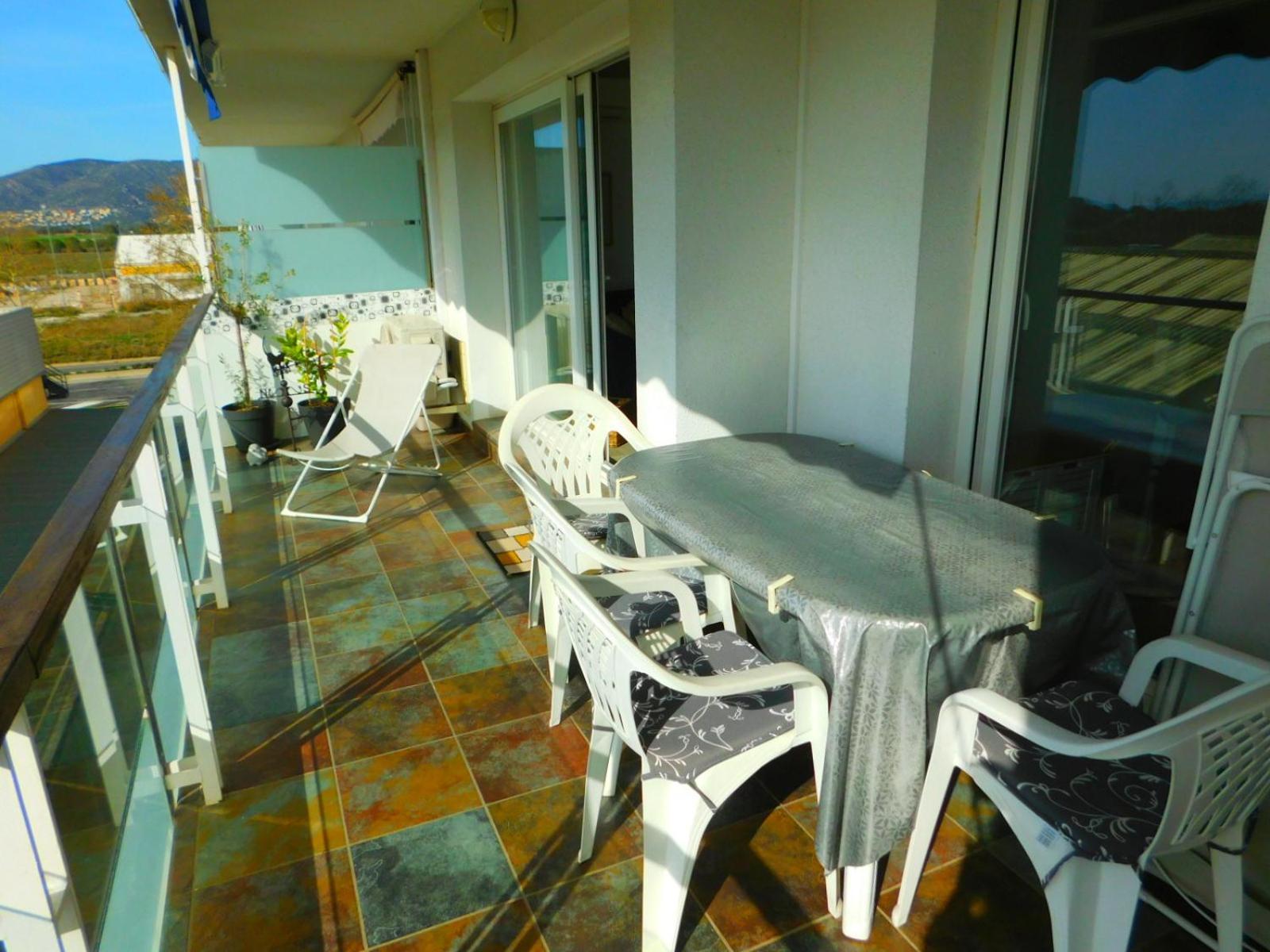 רוזס Gmid Immo Apartamento Portomarina מראה חיצוני תמונה